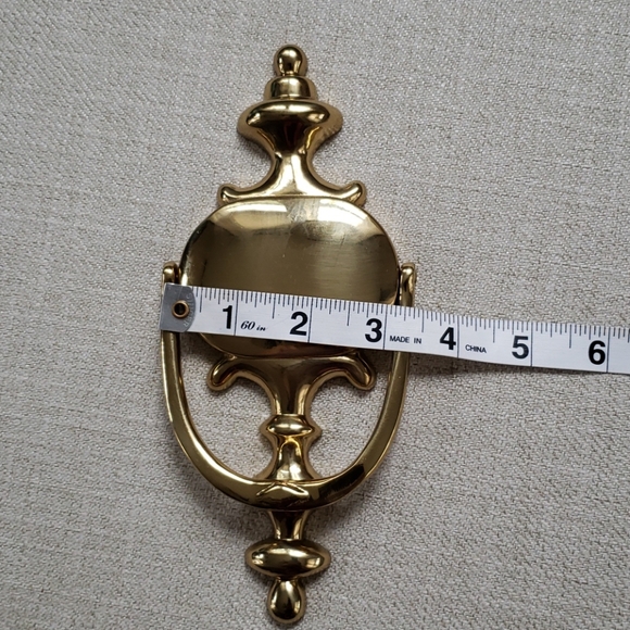 Hampton brass door knockers - Picture 7 of 8